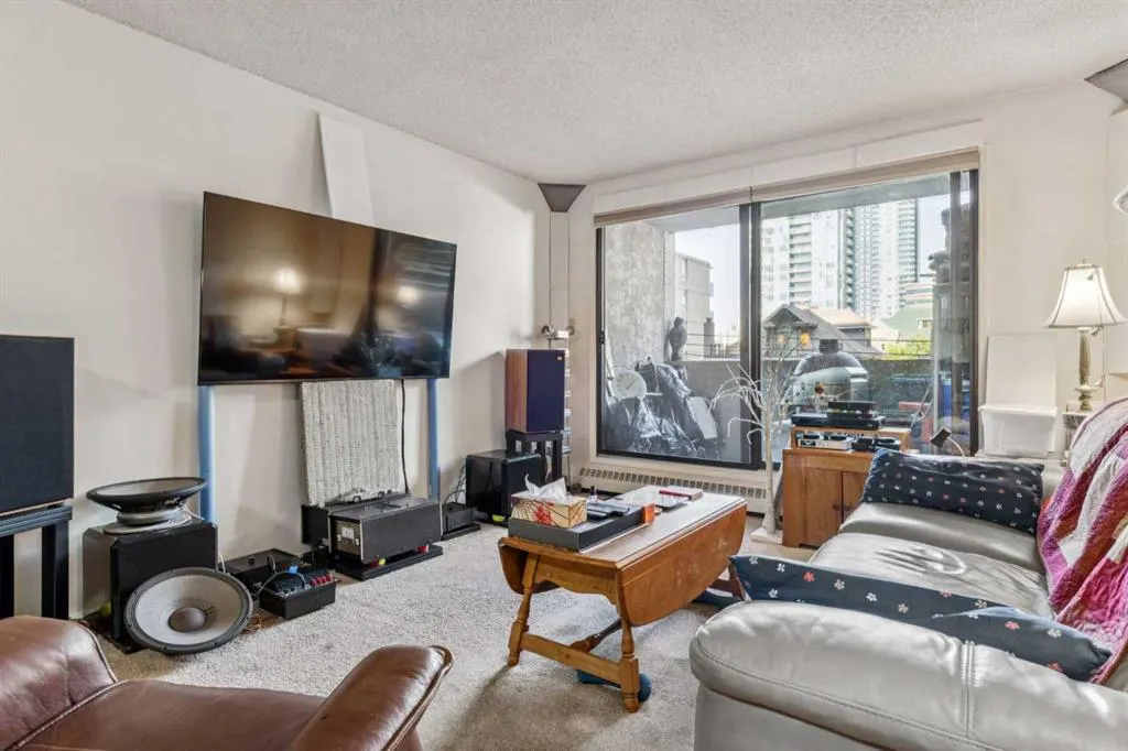 924 14 Avenue SW, #303