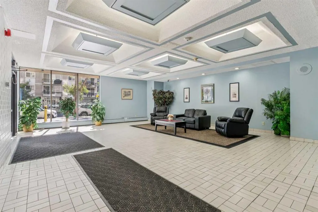 924 14 Avenue SW, #303