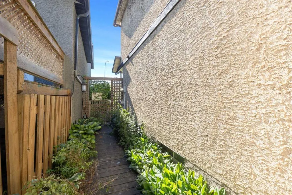 103 Garson