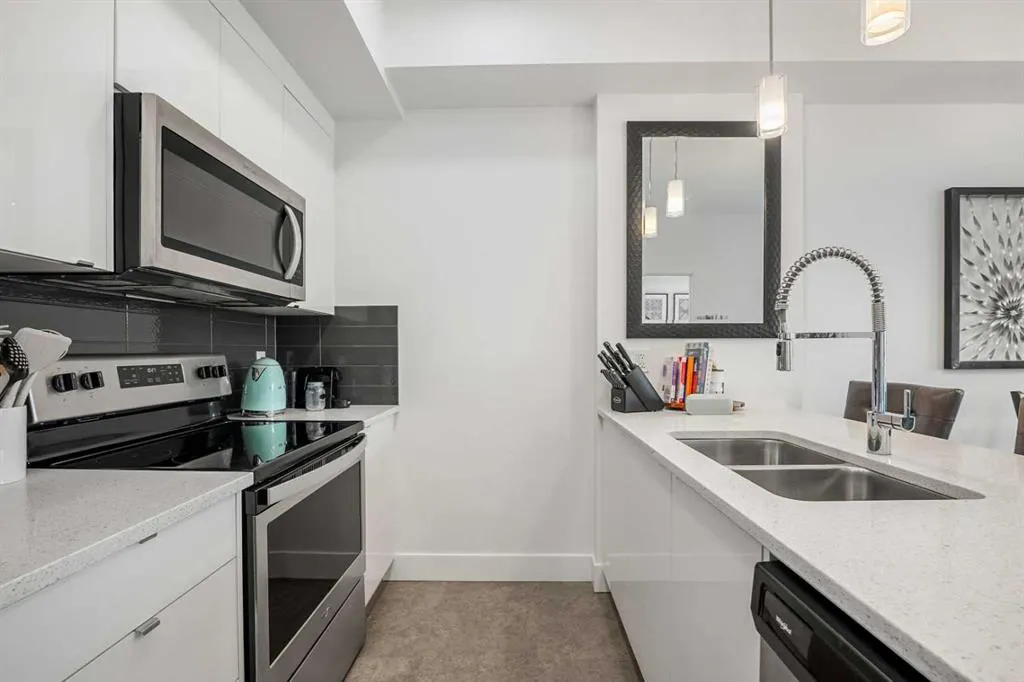19621 40 Street SE, #411
