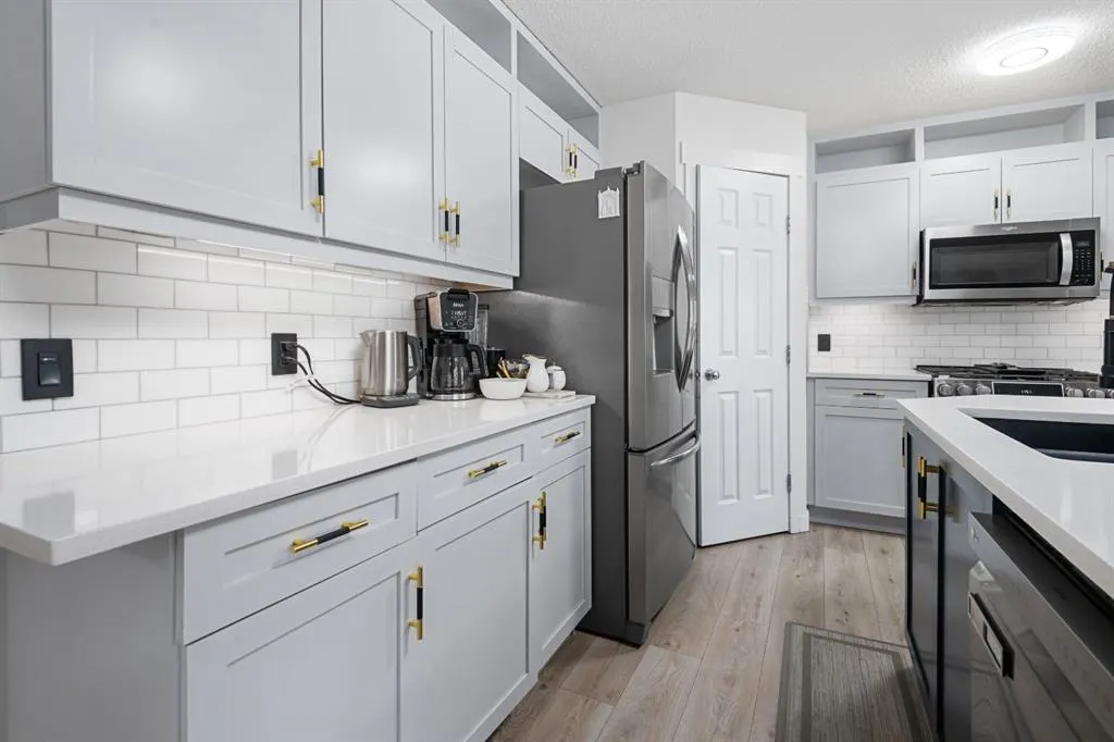 13111 Coventry Hills Way NE