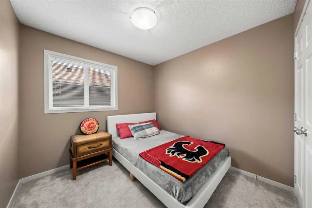 2325 Reunion Rise NW