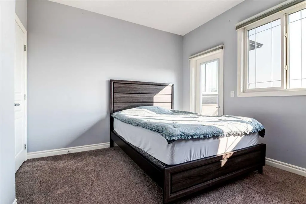 14 Marquis Heights SE
