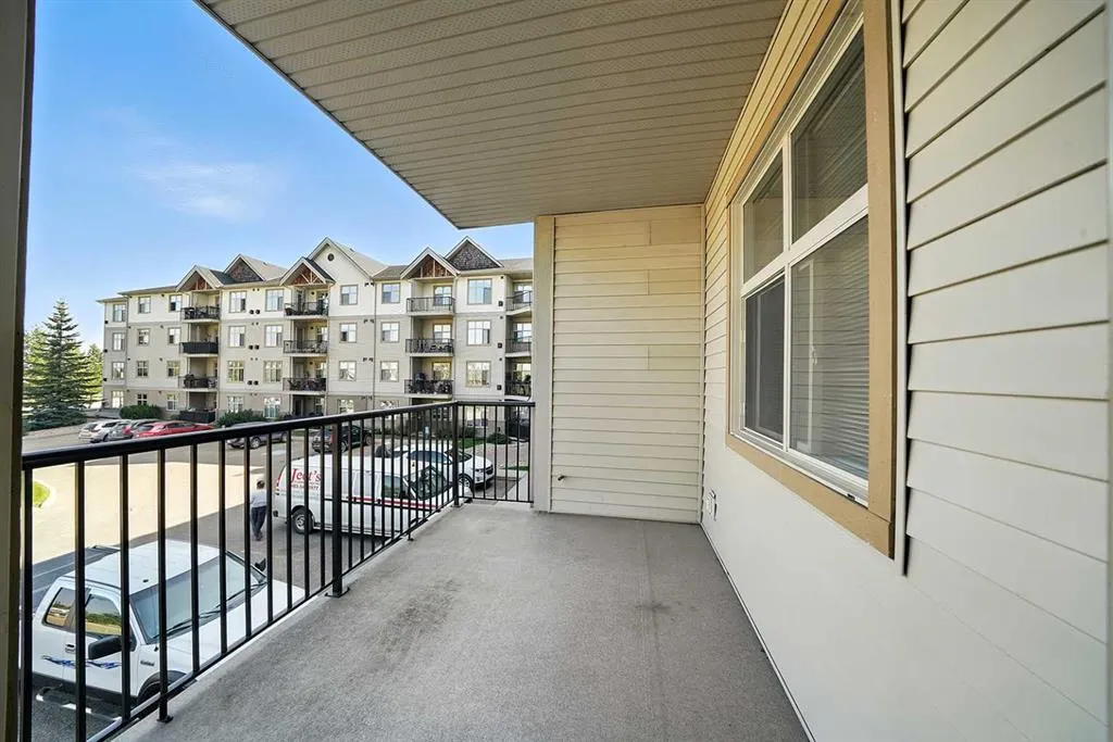 100 Lakeway Boulevard, #218