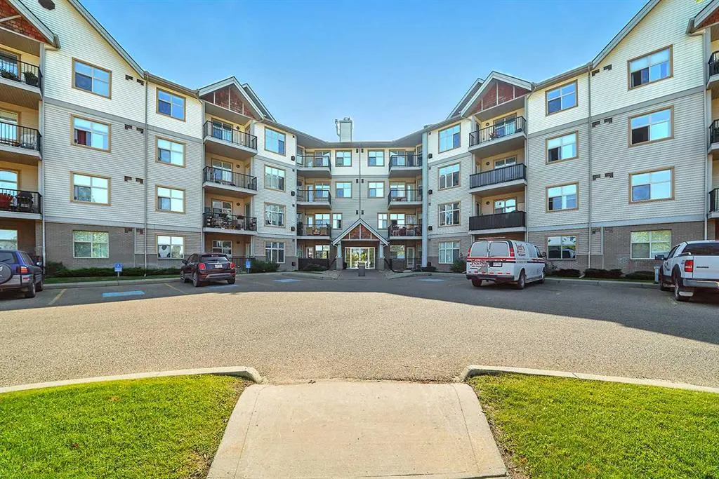 100 Lakeway Boulevard, #218