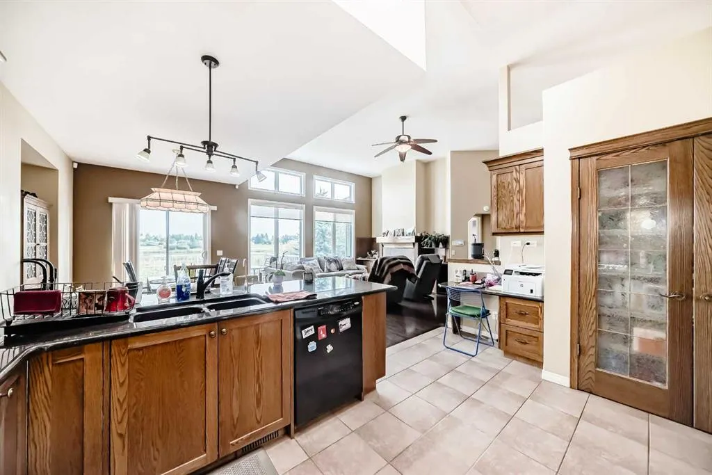 112 Lakeside Views
