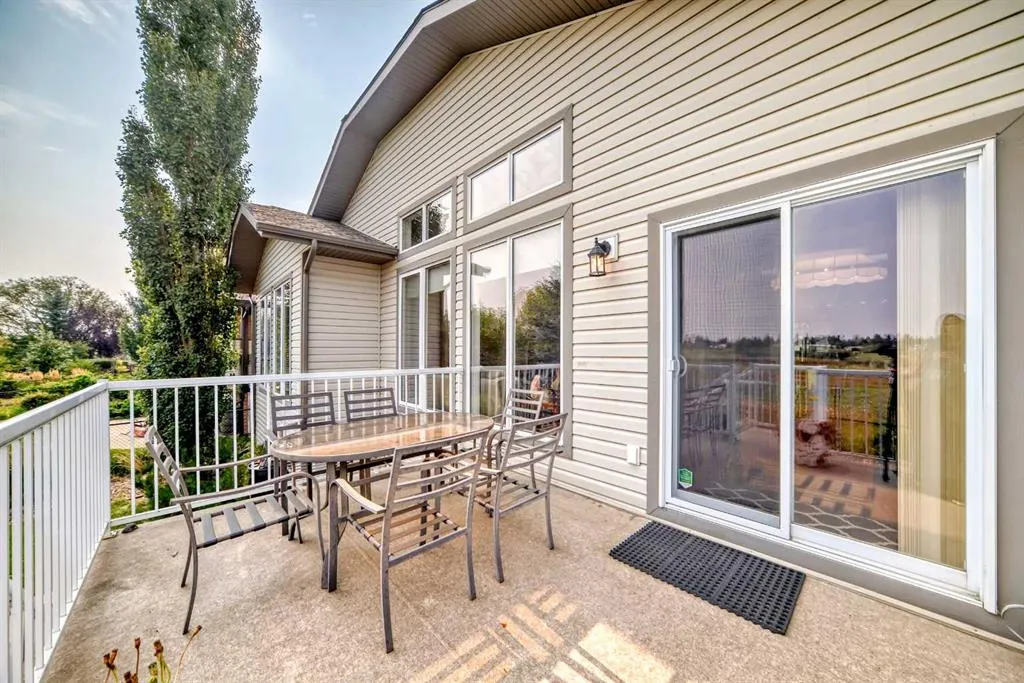112 Lakeside Views