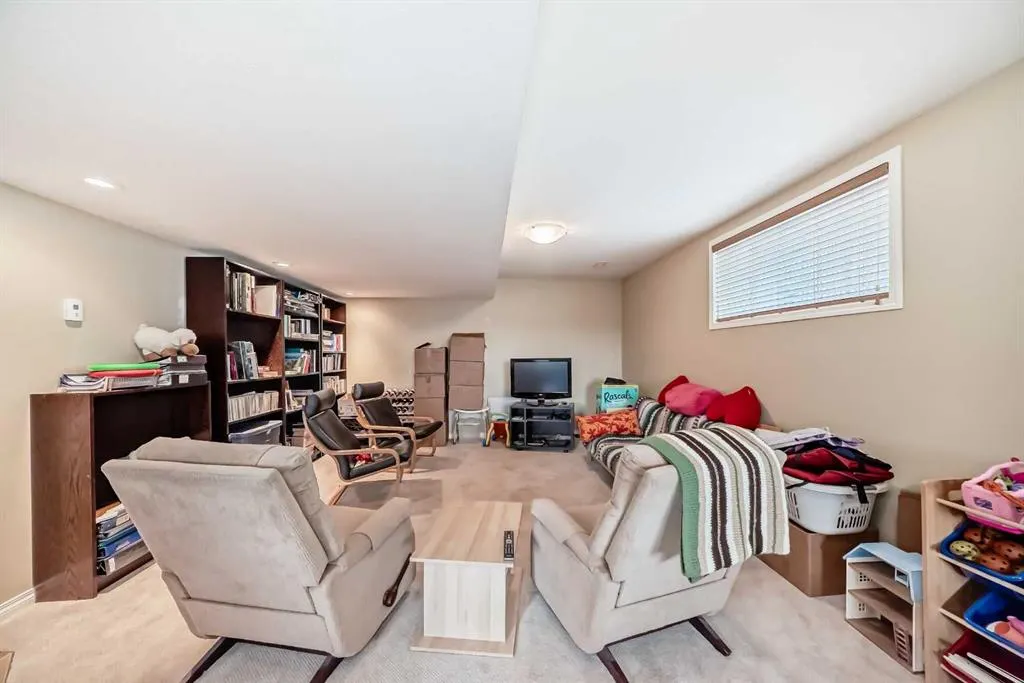 112 Lakeside Views