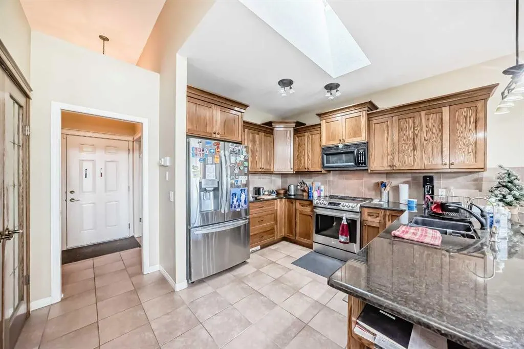 112 Lakeside Views