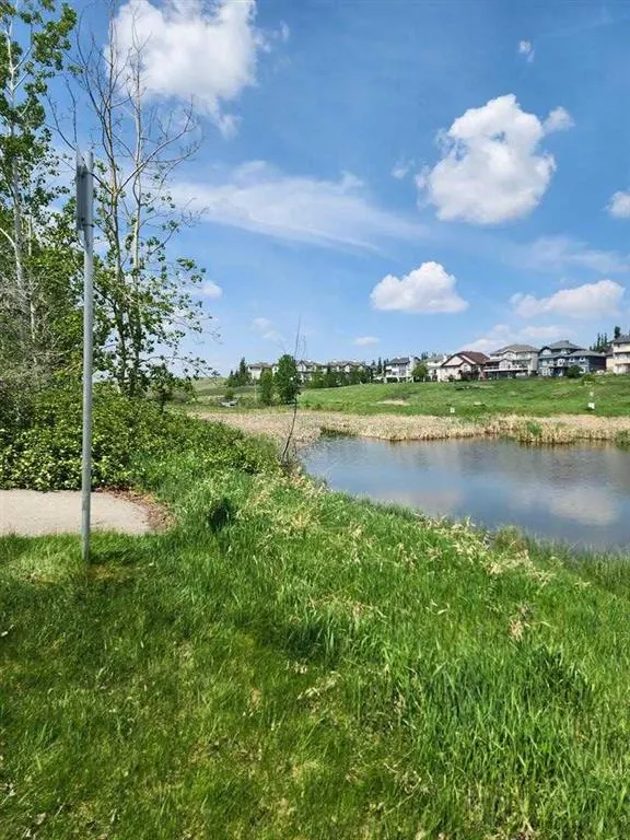 39 Hidden Creek Place, #304