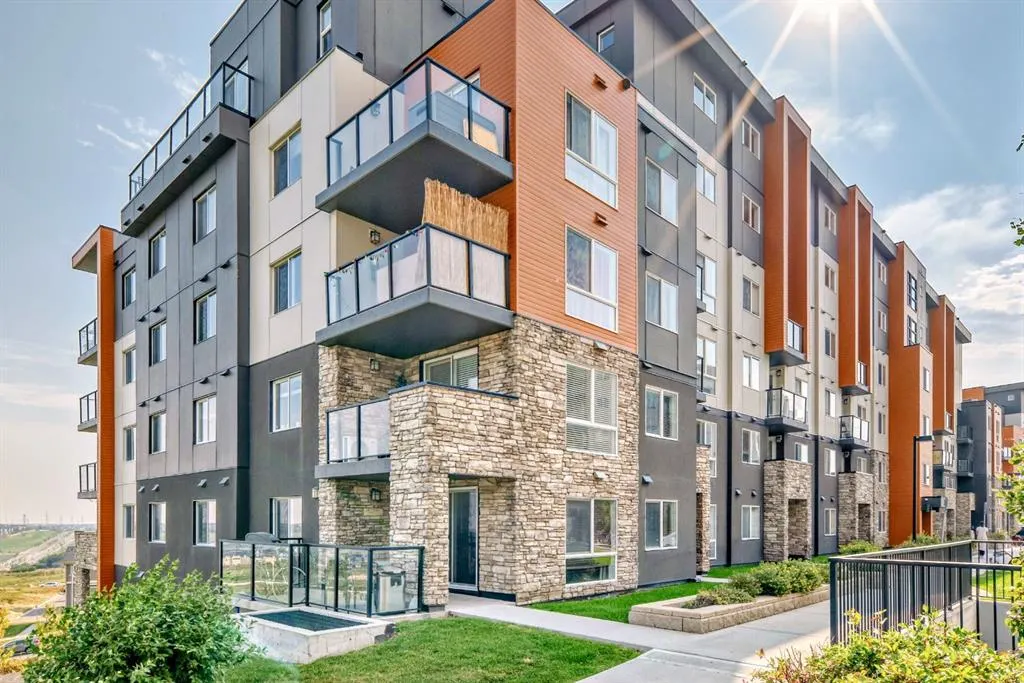 20 Kincora Glen Park NW, #606