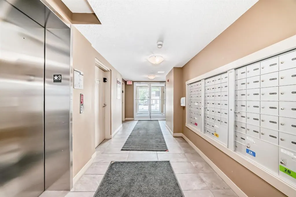 20 Kincora Glen Park NW, #606