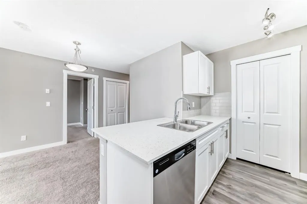 20 Kincora Glen Park NW, #606