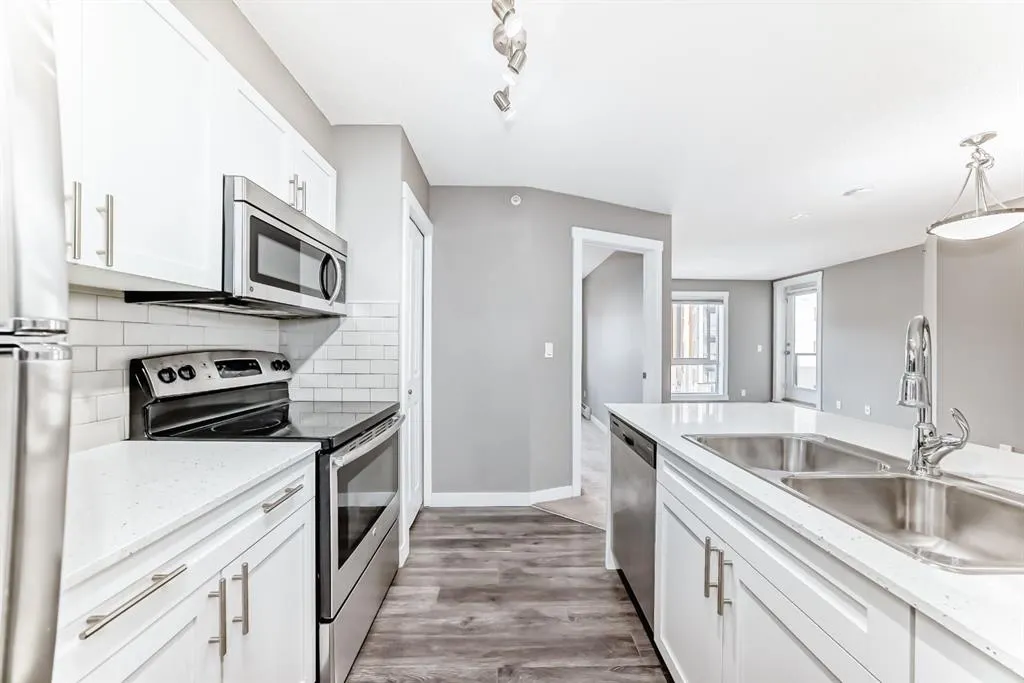 20 Kincora Glen Park NW, #606