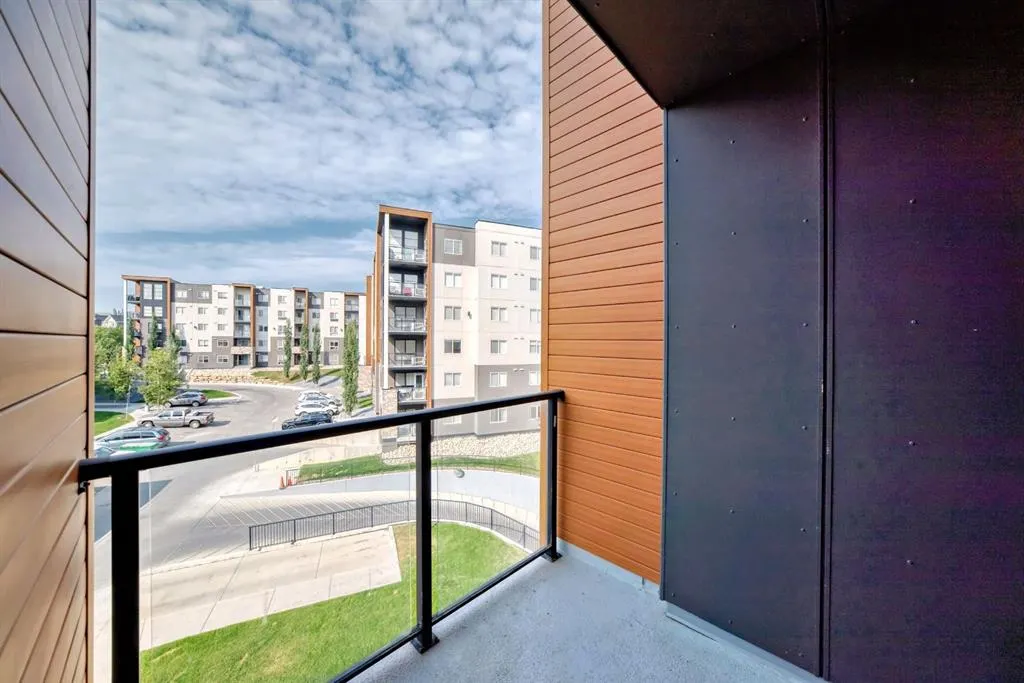 20 Kincora Glen Park NW, #606
