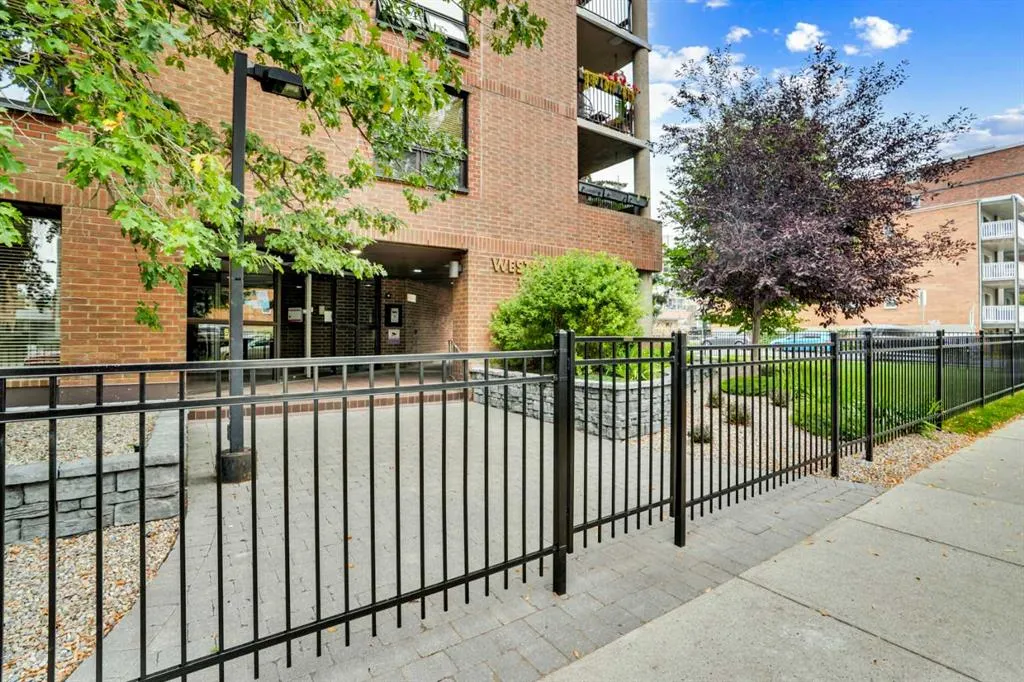 1304 15 Avenue SW, #1110