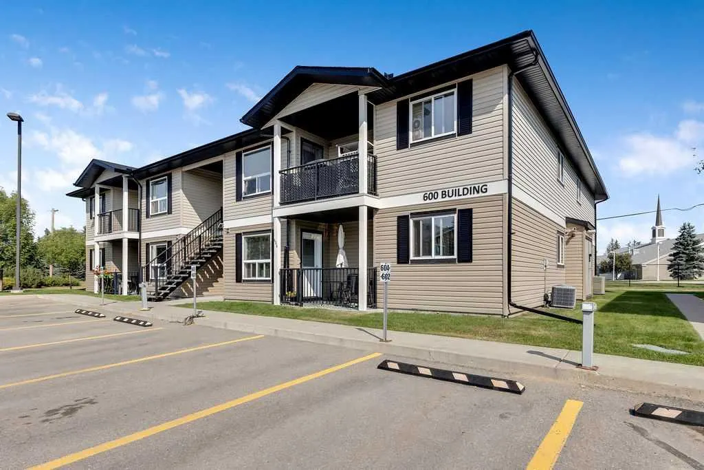 8 Bayside Place, #606