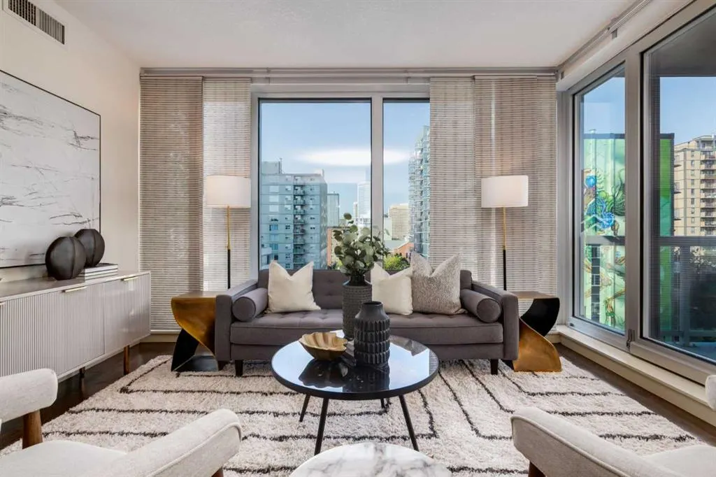 817 15 Avenue SW, #500