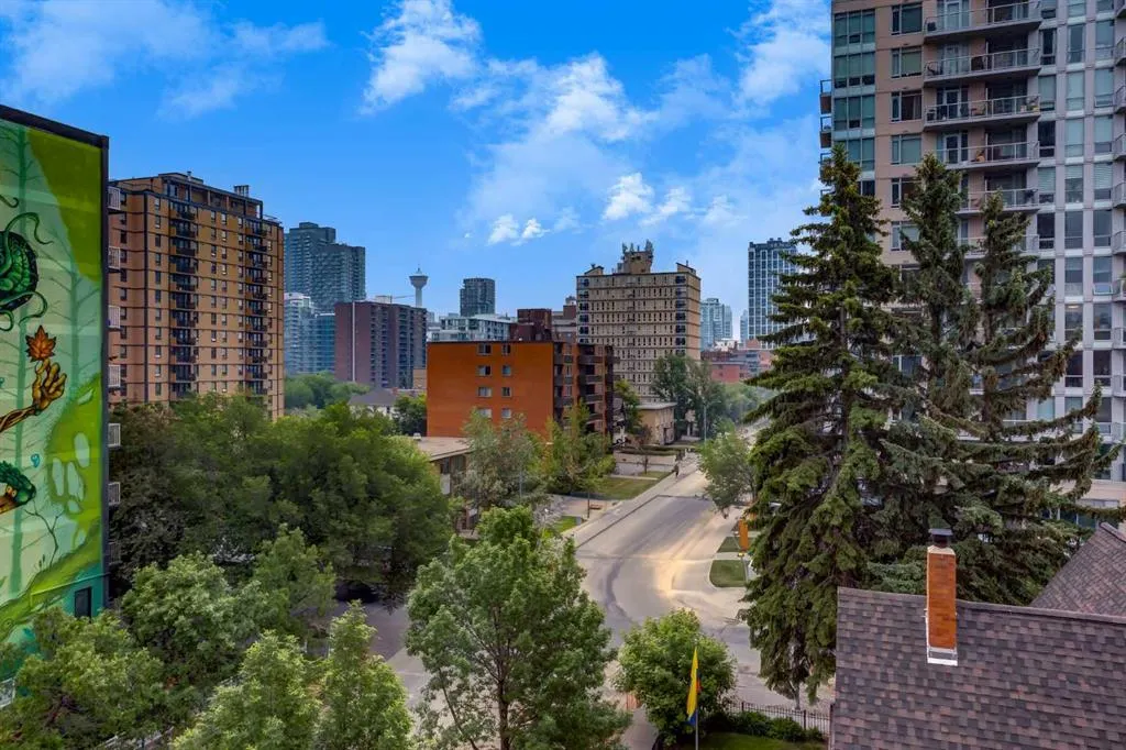 817 15 Avenue SW, #500
