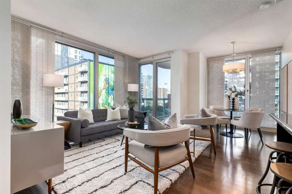 817 15 Avenue SW, #500