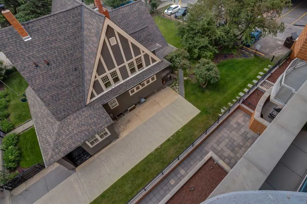 817 15 Avenue SW, #500