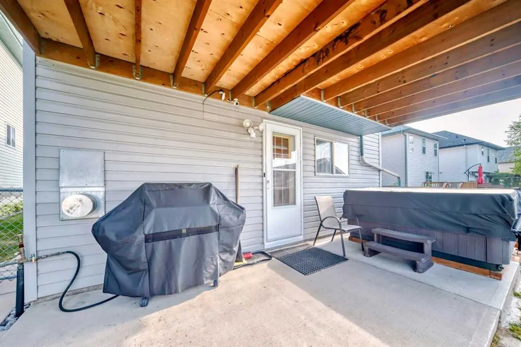 173 Arbour Grove Close NW