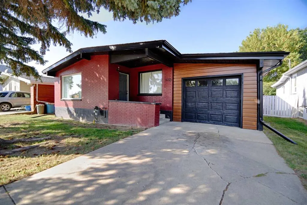 4925 52 Ave