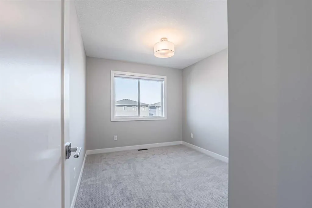 153 Dawson Wharf View SE