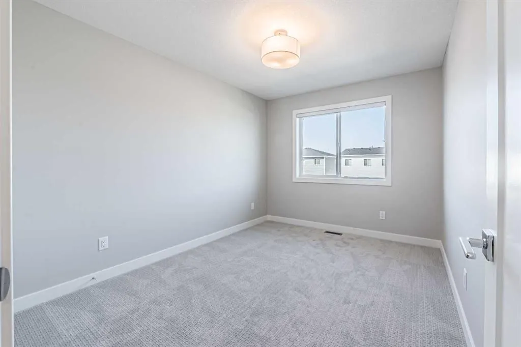 153 Dawson Wharf View SE