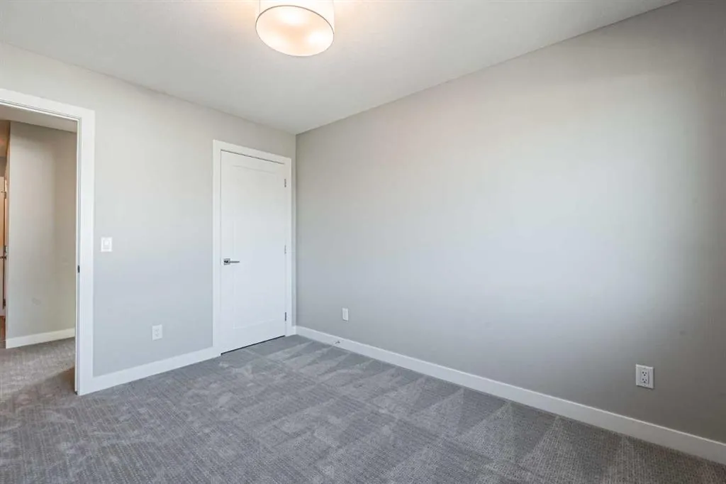 153 Dawson Wharf View SE