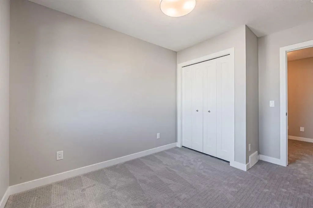 153 Dawson Wharf View SE