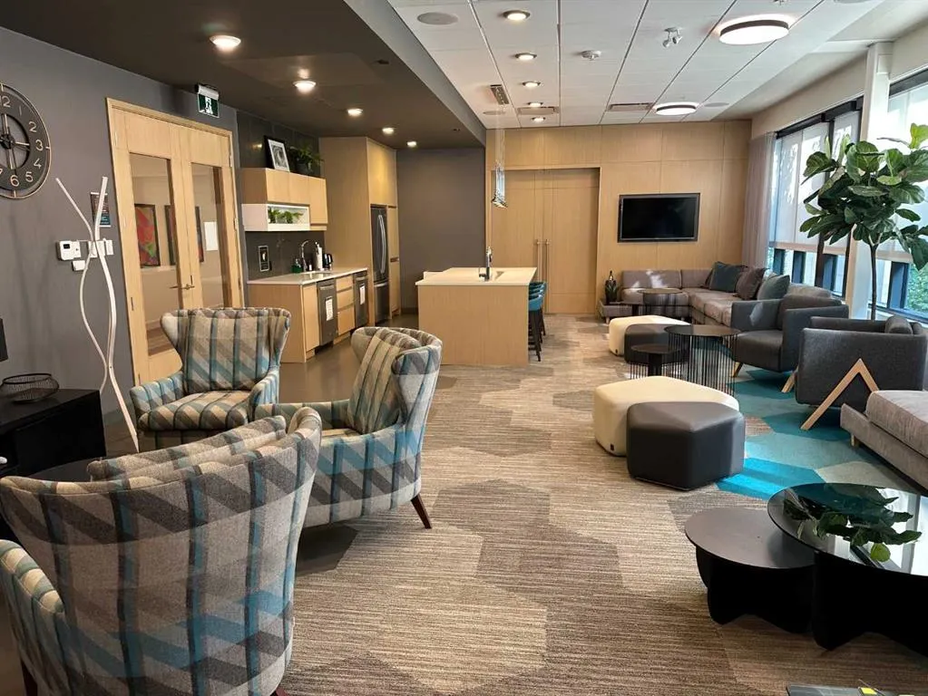 122 Mahogany Centre SE, #308