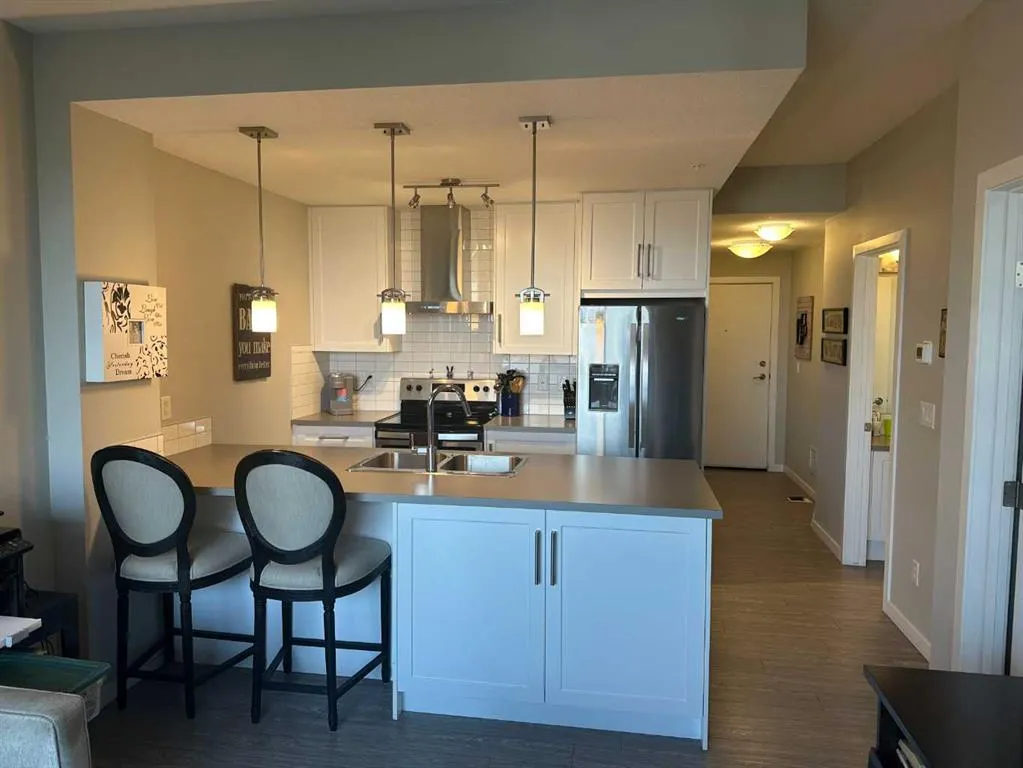 122 Mahogany Centre SE, #308
