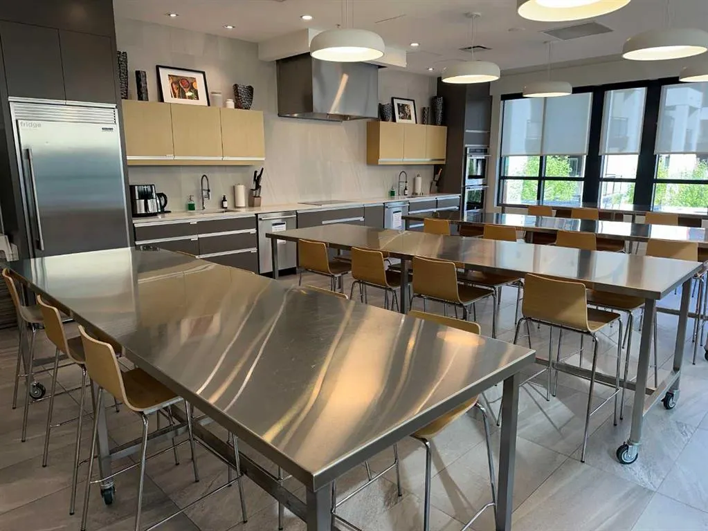 122 Mahogany Centre SE, #308