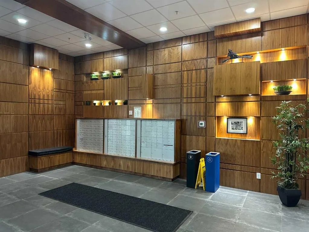122 Mahogany Centre SE, #308