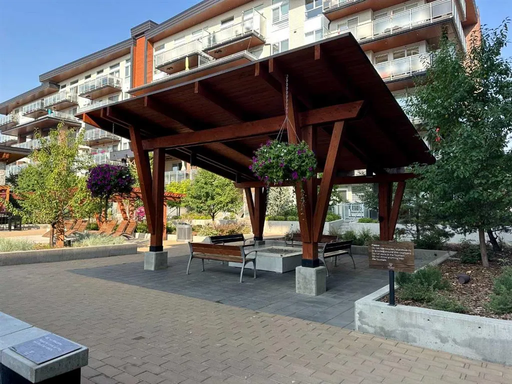 122 Mahogany Centre SE, #308