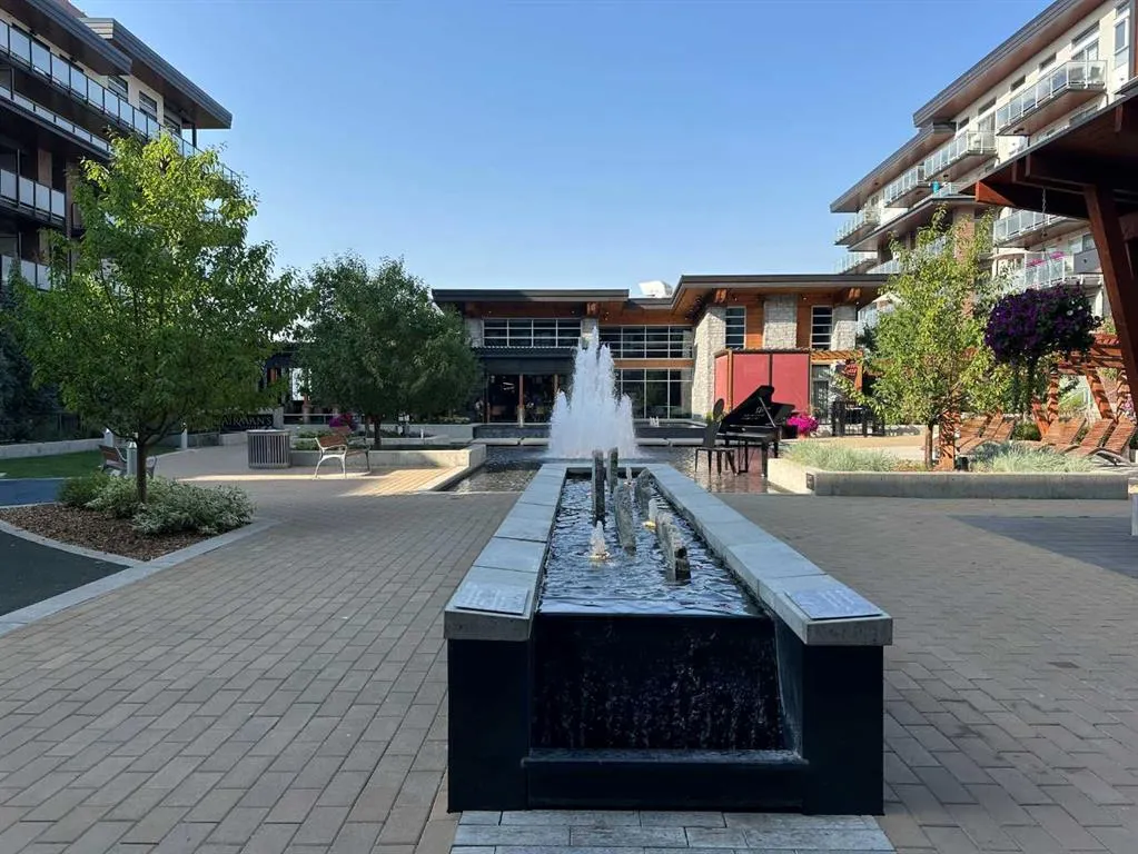 122 Mahogany Centre SE, #308