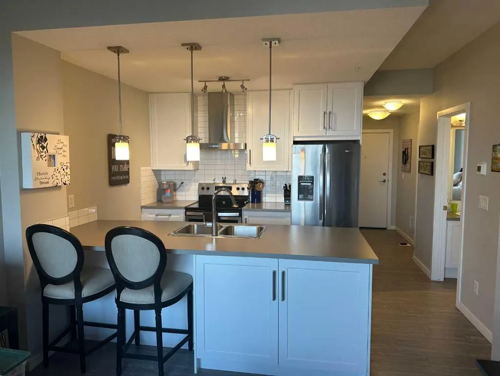 122 Mahogany Centre SE, #308