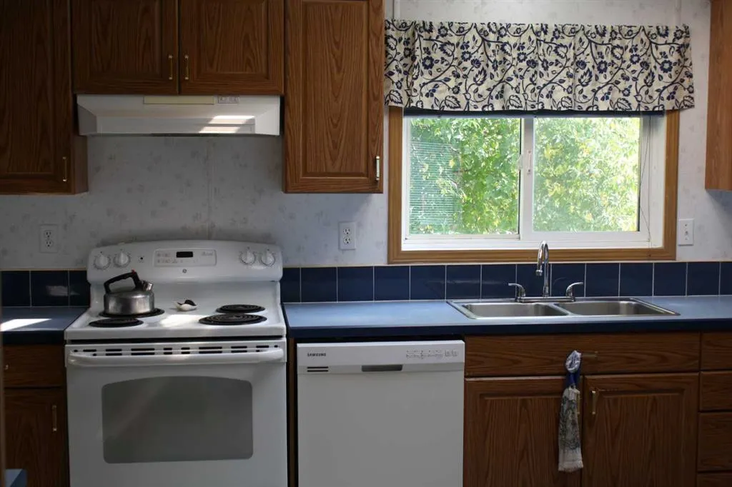 6724 17 Avenue SE, #56