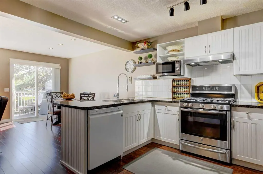 105 Hillview Terrace