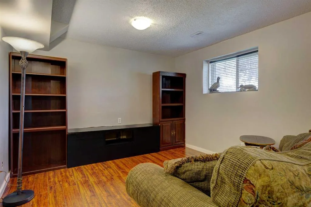 105 Hillview Terrace