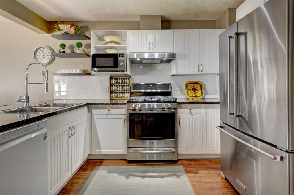 105 Hillview Terrace