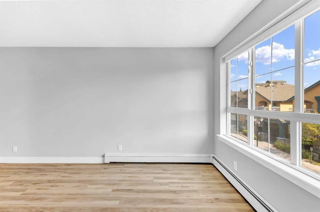35 Richard Court SW, #356