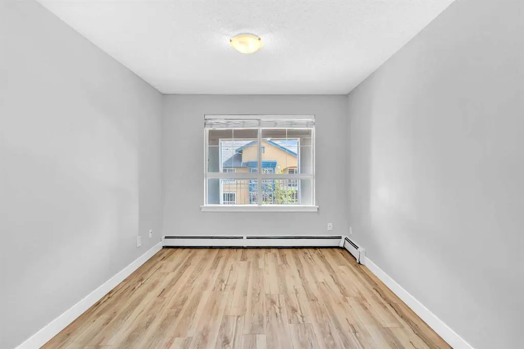 35 Richard Court SW, #356