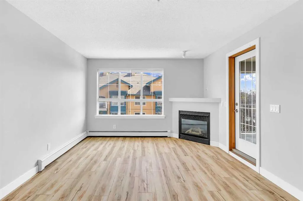 35 Richard Court SW, #356