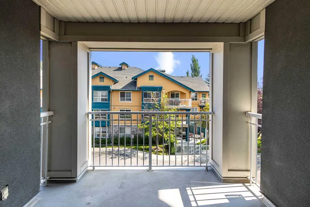 35 Richard Court SW, #356