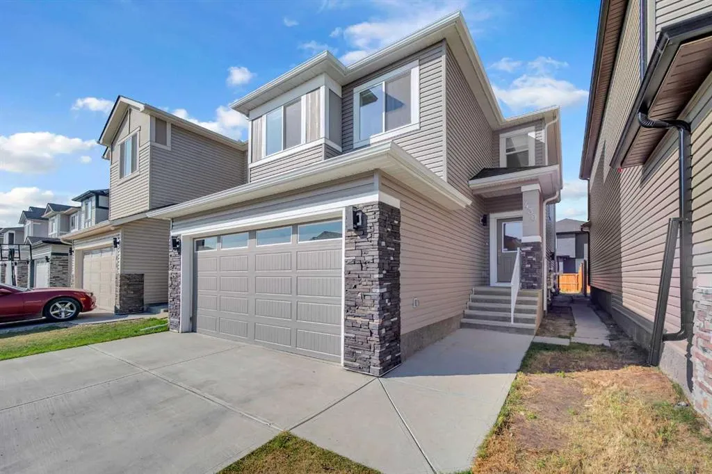 430 Corner Meadows Way NE