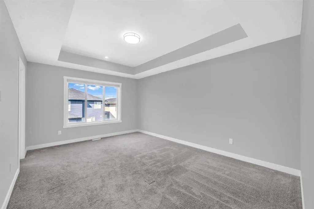 430 Corner Meadows Way NE