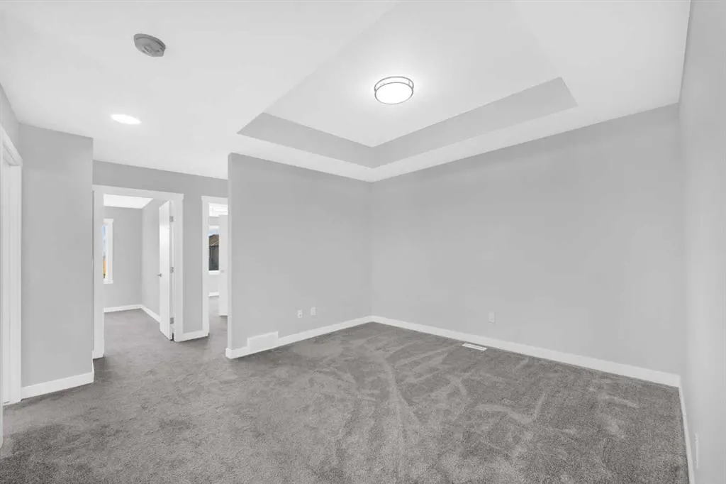 430 Corner Meadows Way NE