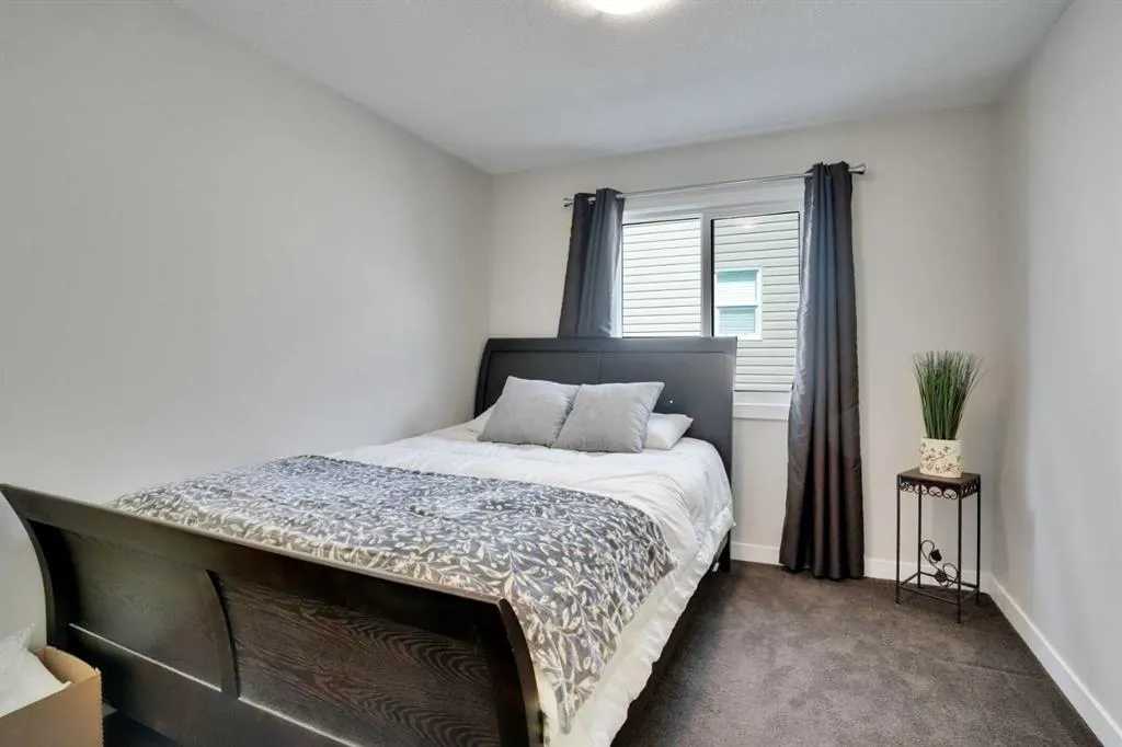 139 Legacy Circle SE